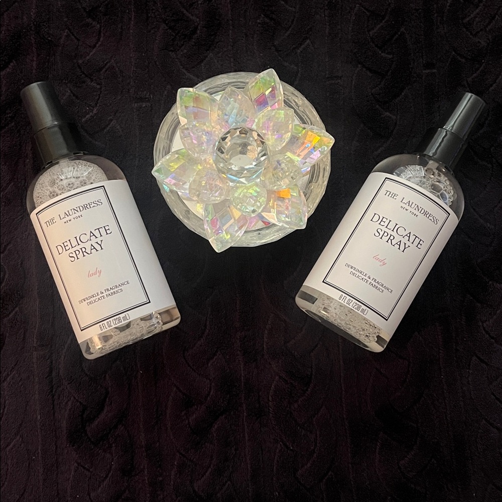 The Laundress Delicate Wrinkle Release Spray - Lady fragrance💕💕 - Picture 4 of 8